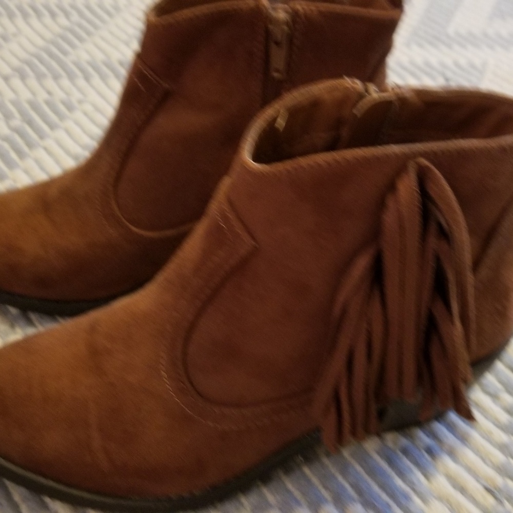 Cowboy short boots